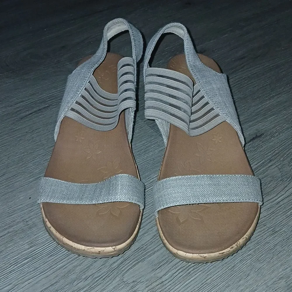 Skechers luxe foam tan Women's Wedge Sandals Style 38527 Sz 9 NWOT